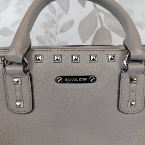 Michael Kors Sandrine Handbag Studded Pebble Leather Satchel Gray Crossbody EUC - Picture 2 of 10
